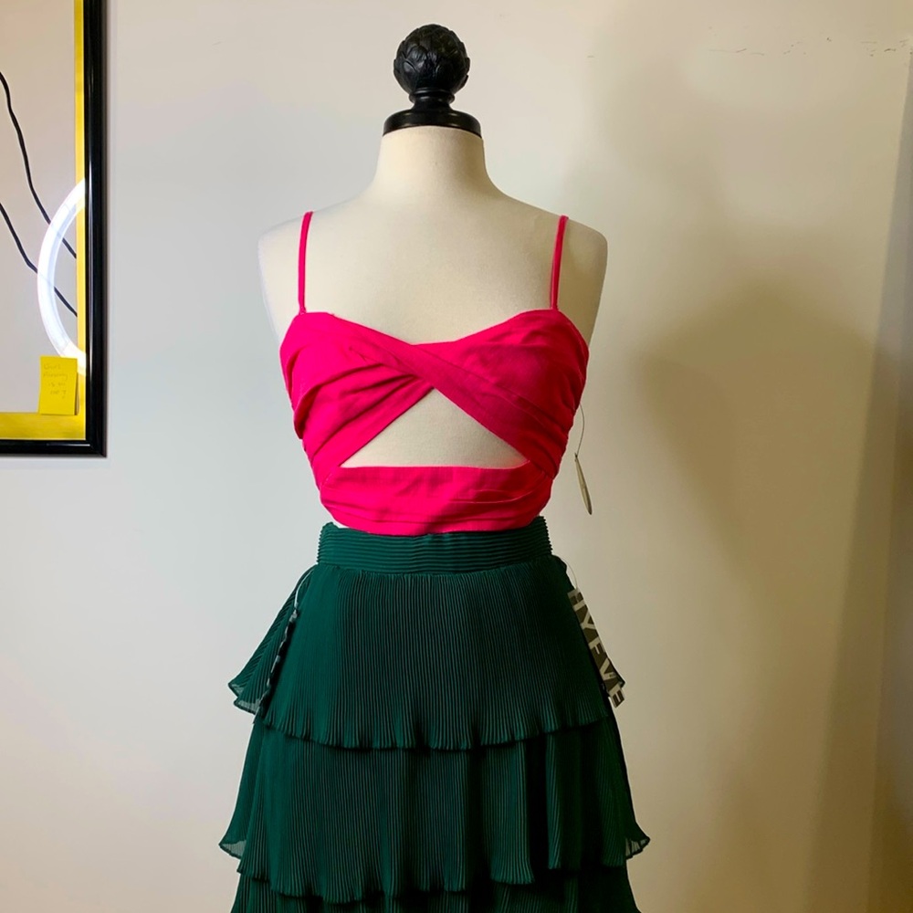 ❌❌SOLD- Hot Pink linen like crop top